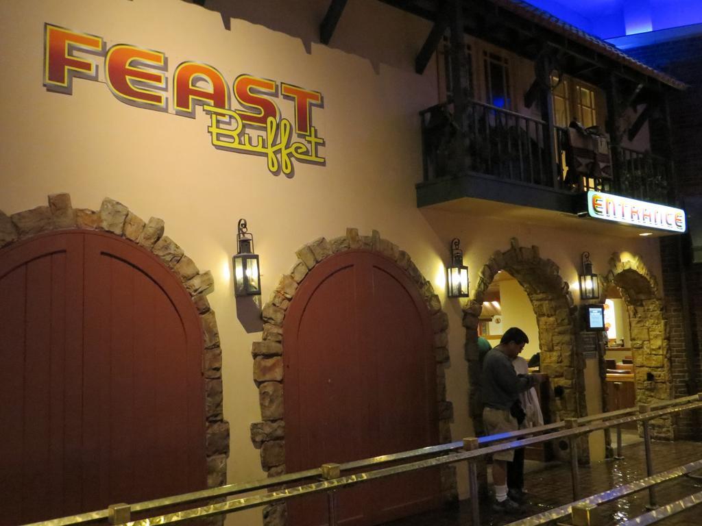 Texas Station Gambling Hall & Hotel Las Vegas Exterior photo